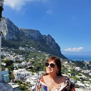 Meet your Posher, Cristina